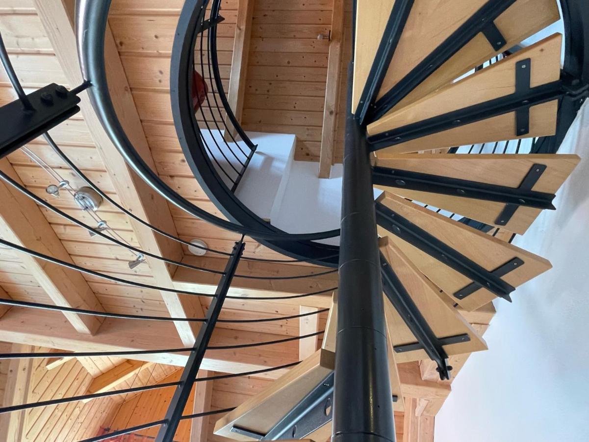 Ferienwohnungen Am Kirchberg Kapplblick ノイアルベンロイト エクステリア 写真